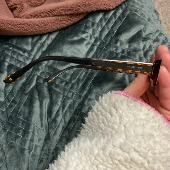 Jill Stuart frames - Picture 6 of 7